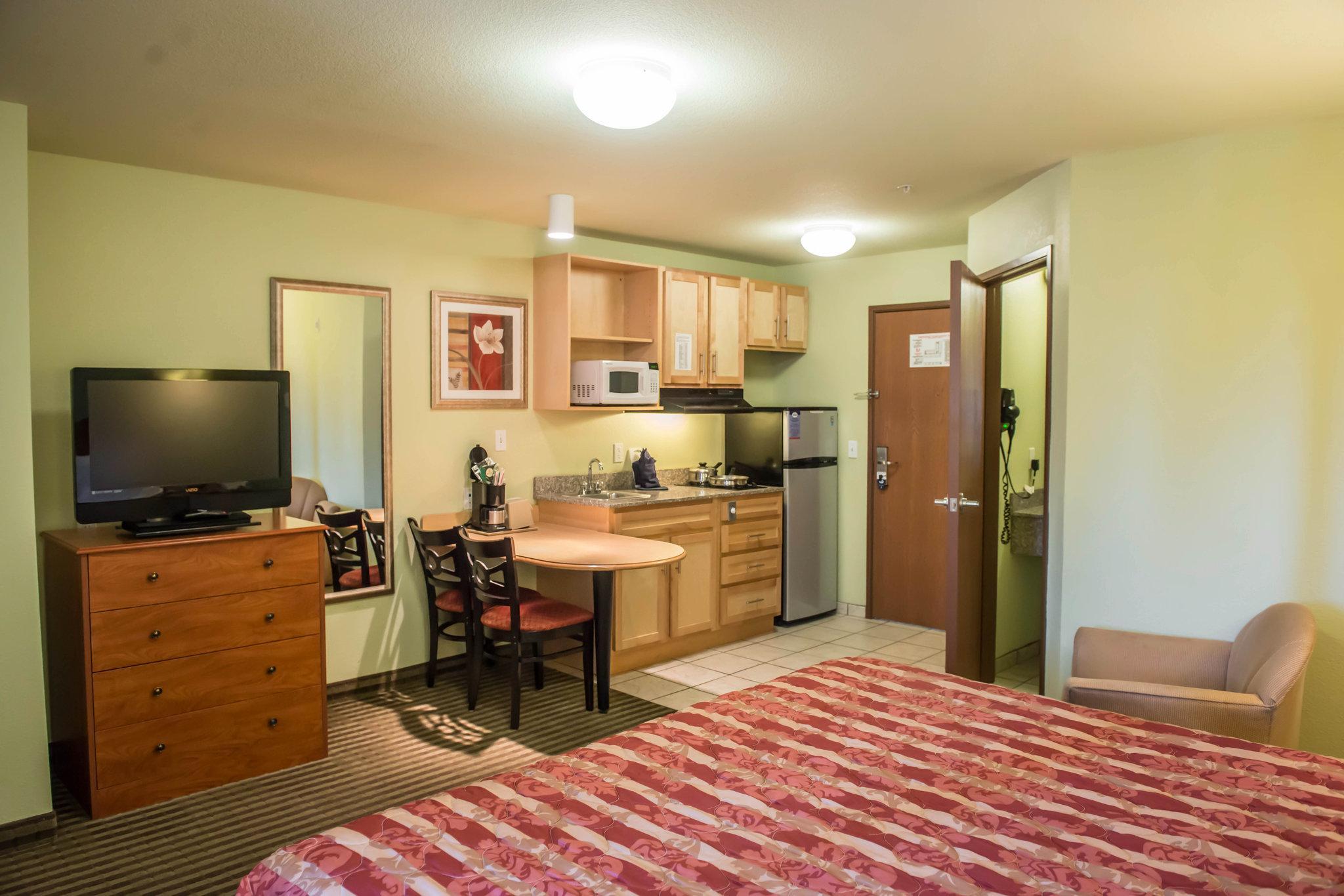 Suburban Studios Near Panama City Beach Exterior foto